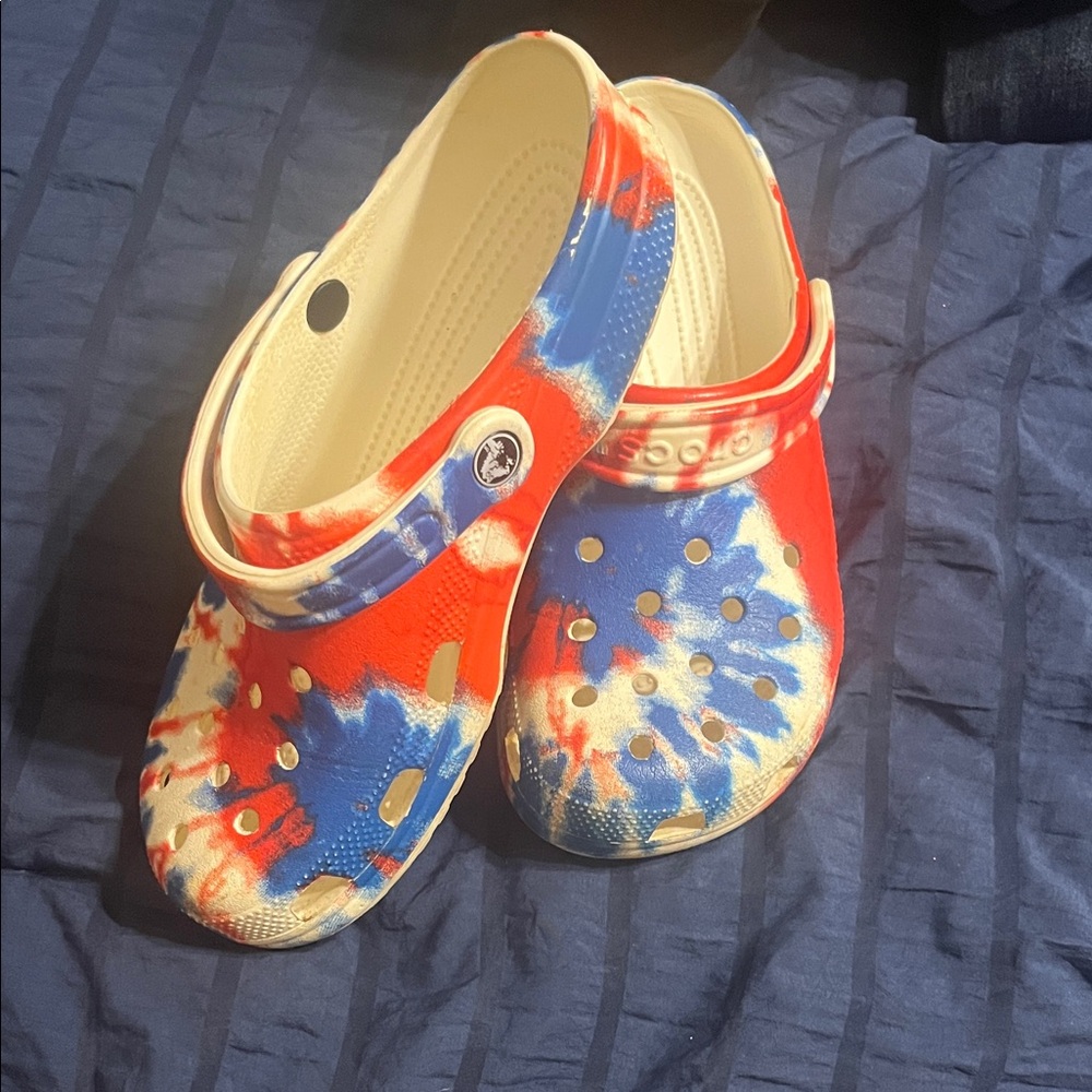CROCS Red and Blue Tie-Dye Slippers